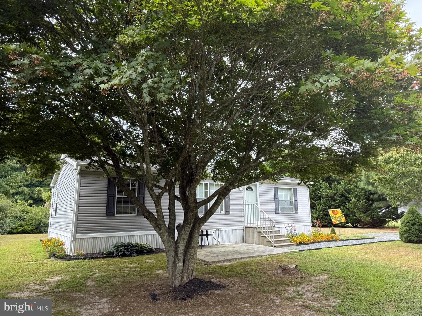 10323 Henry Road photo 7