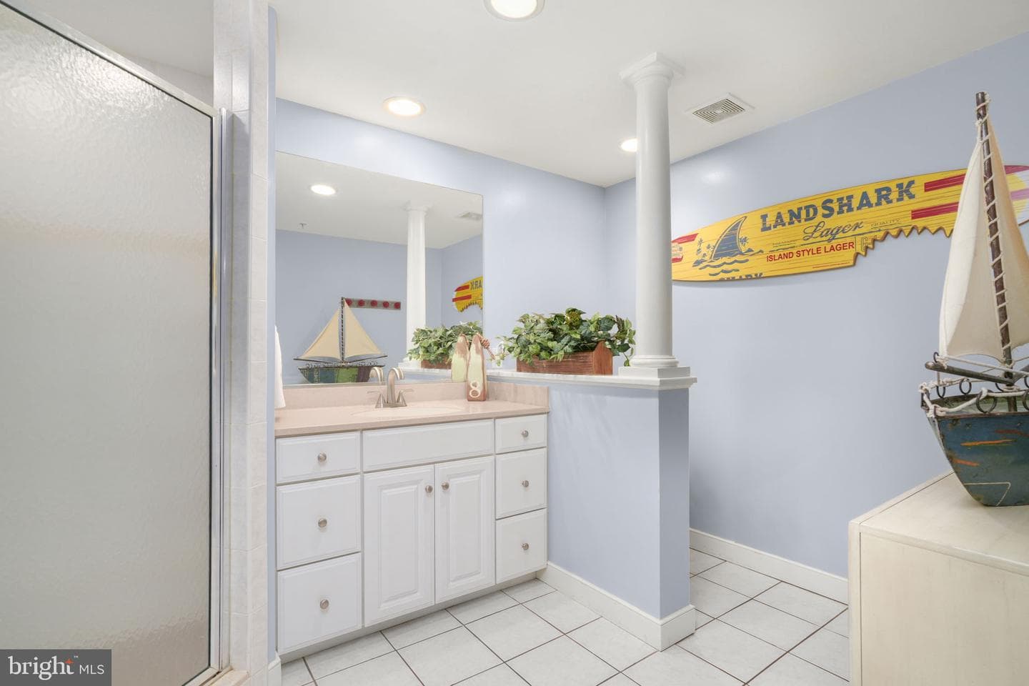 5901 Atlantic Avenue #201 photo 47
