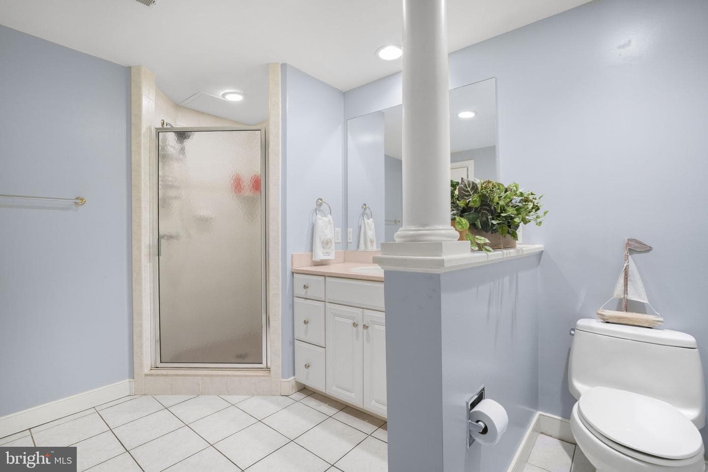 5901 Atlantic Avenue #201 photo 51
