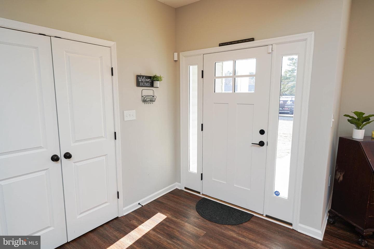 2054 Groton Road photo 3