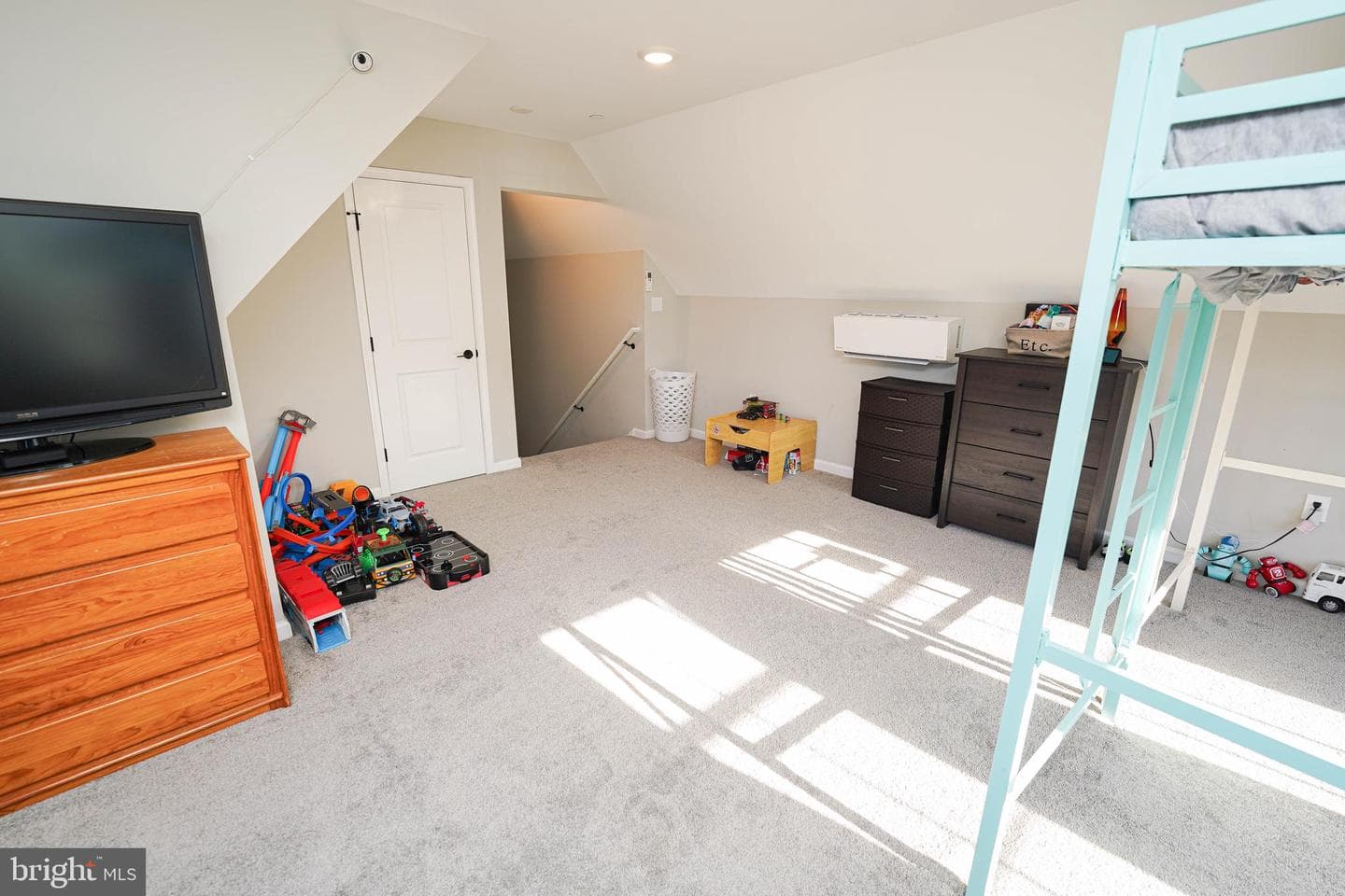 2054 Groton Road photo 35