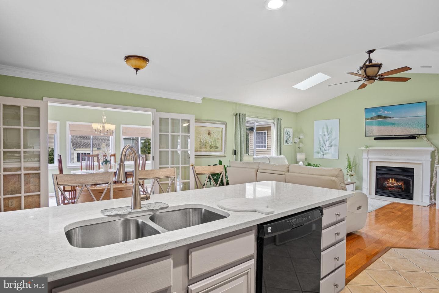 776 Ocean Pkwy photo 20