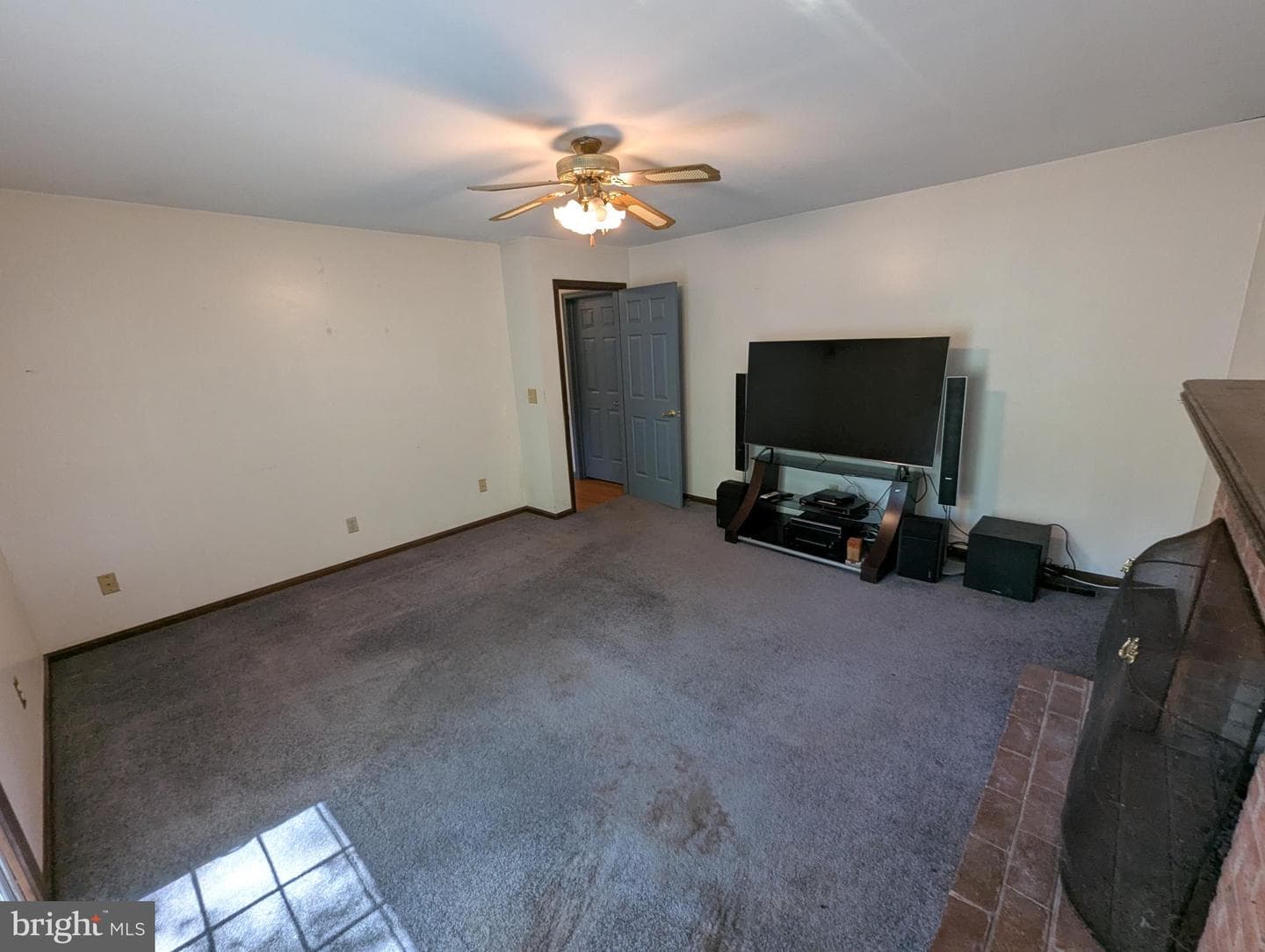 2033 Wildwood Trail photo 39