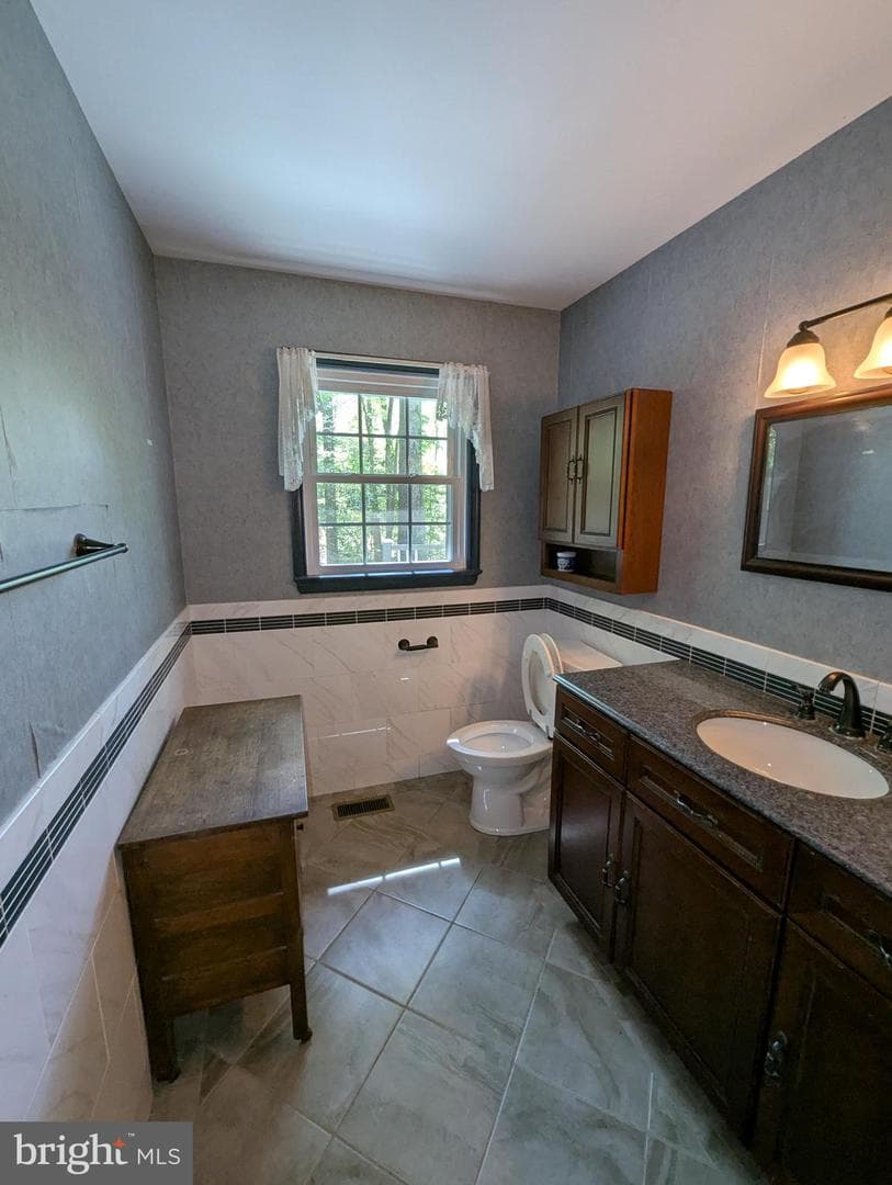 2033 Wildwood Trail photo 44