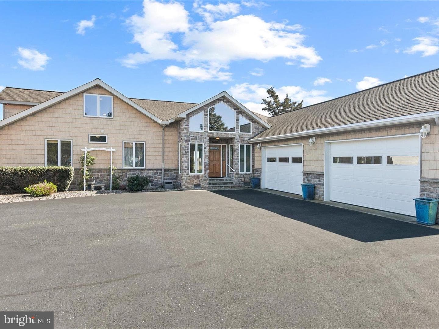 13218 Rollie Road E photo 92