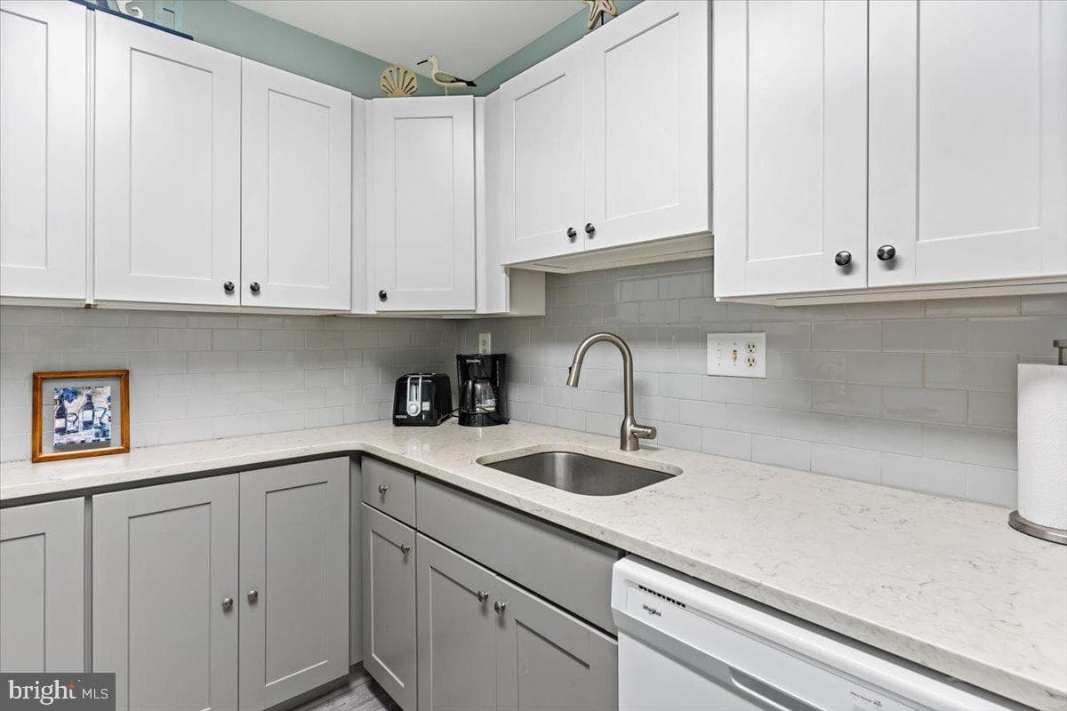 14409 Lighthouse Avenue #6 photo 8