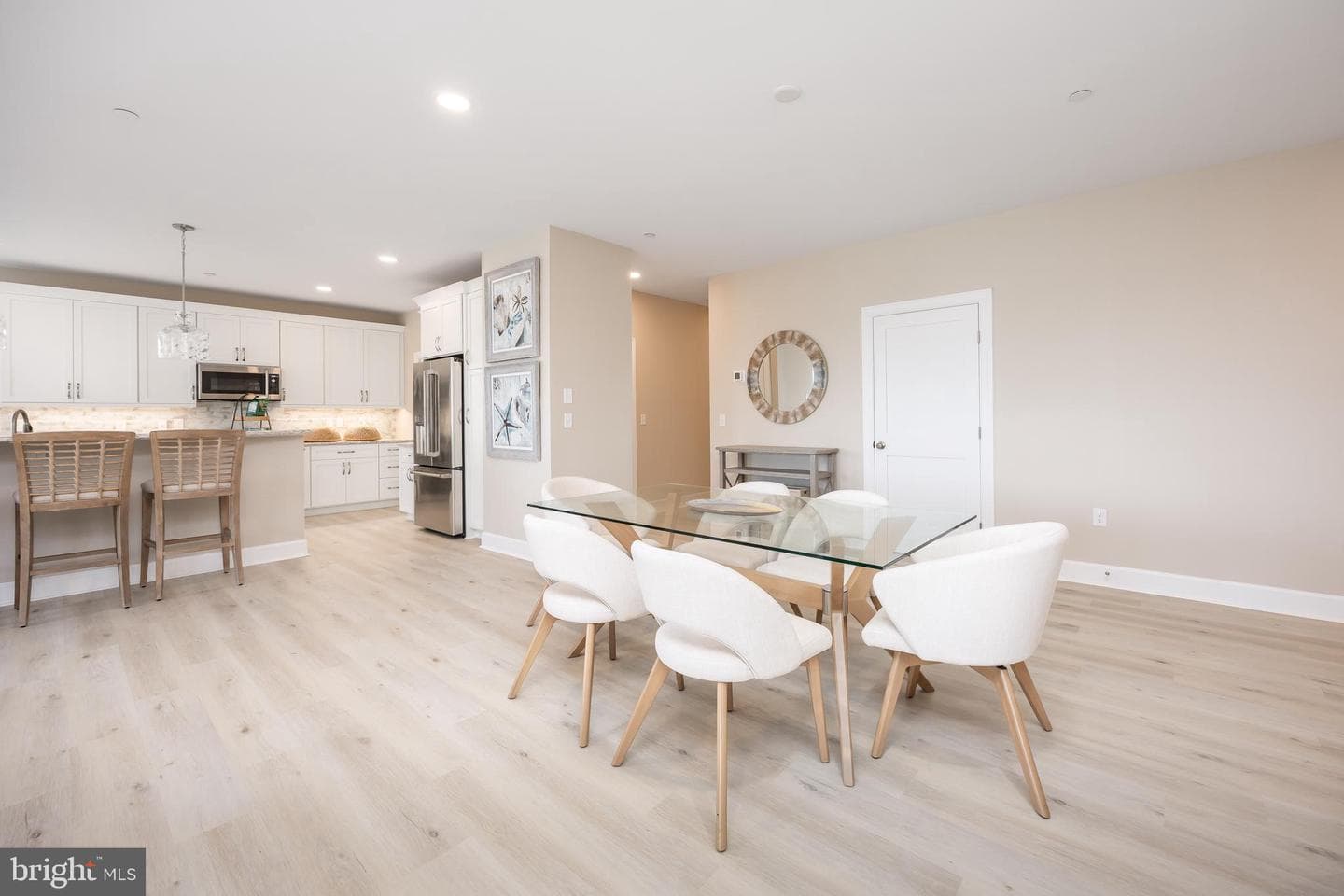 1505 Saint Louis Avenue #302 photo 7