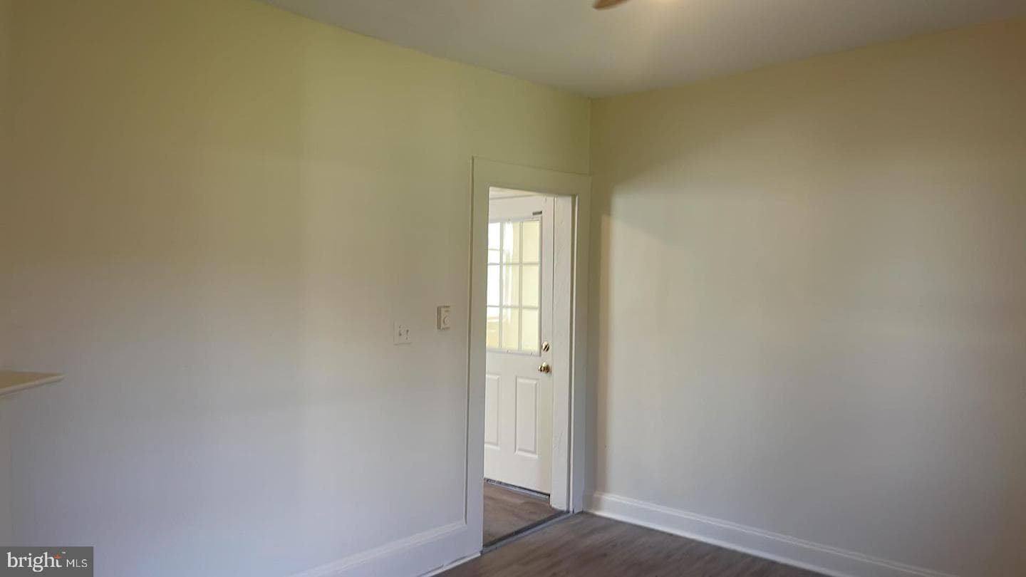 1015 Clarke Avenue photo 14