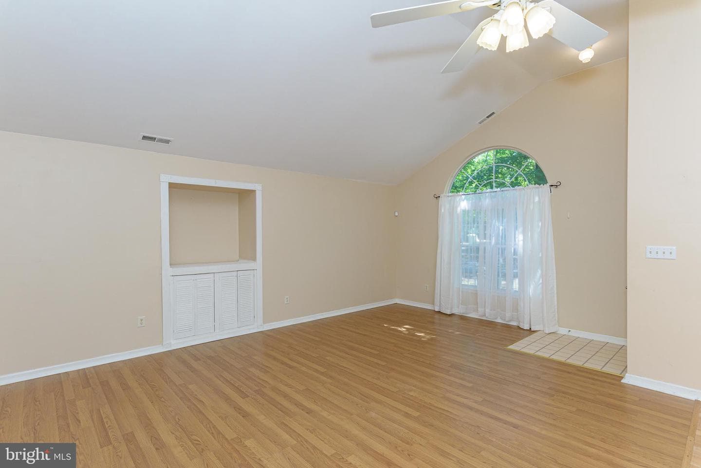 1040 Ocean Parkway photo 32
