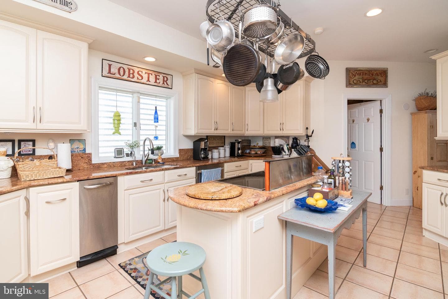 13525 Madison Avenue photo 14
