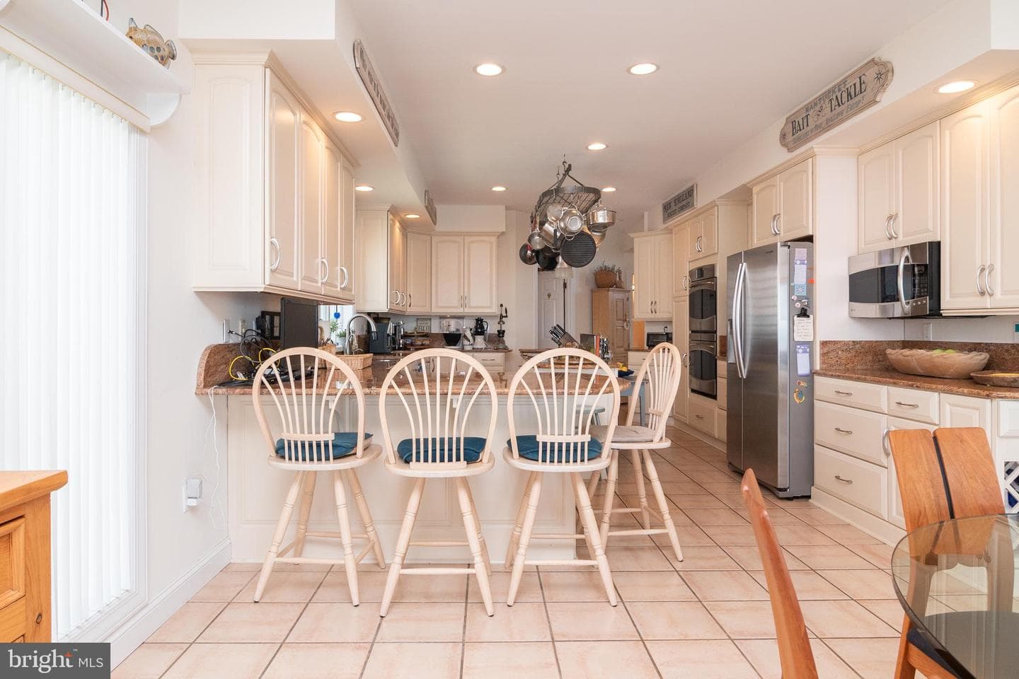 13525 Madison Avenue photo 17