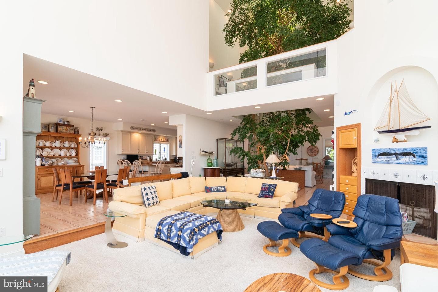 13525 Madison Avenue photo 22