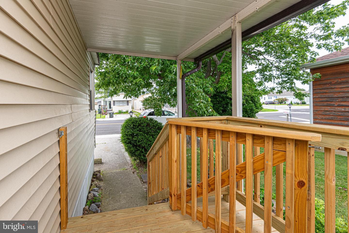13334 Colonial Road photo 34
