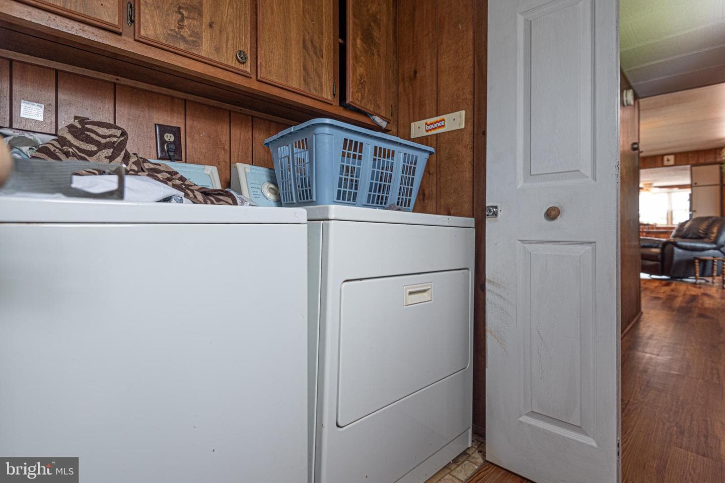 13334 Colonial Road photo 7