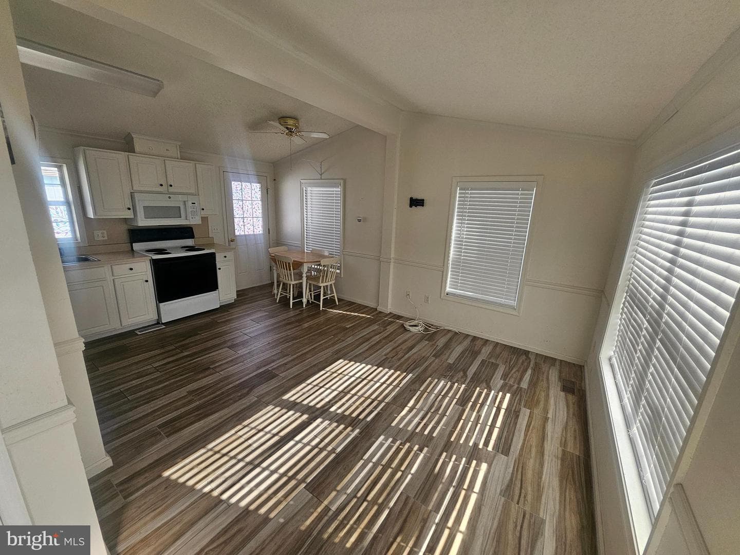 224 Flounder Lane photo 4