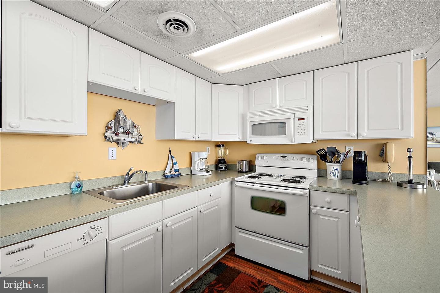 3001 Atlantic Avenue #808 photo 10
