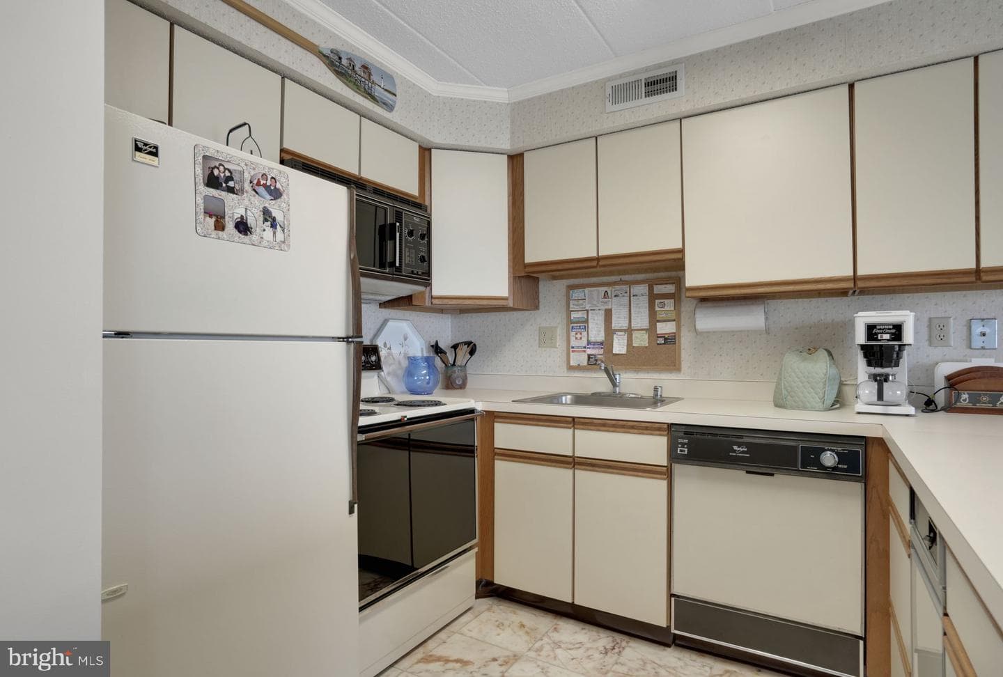 427 14th Street #206 M photo 24