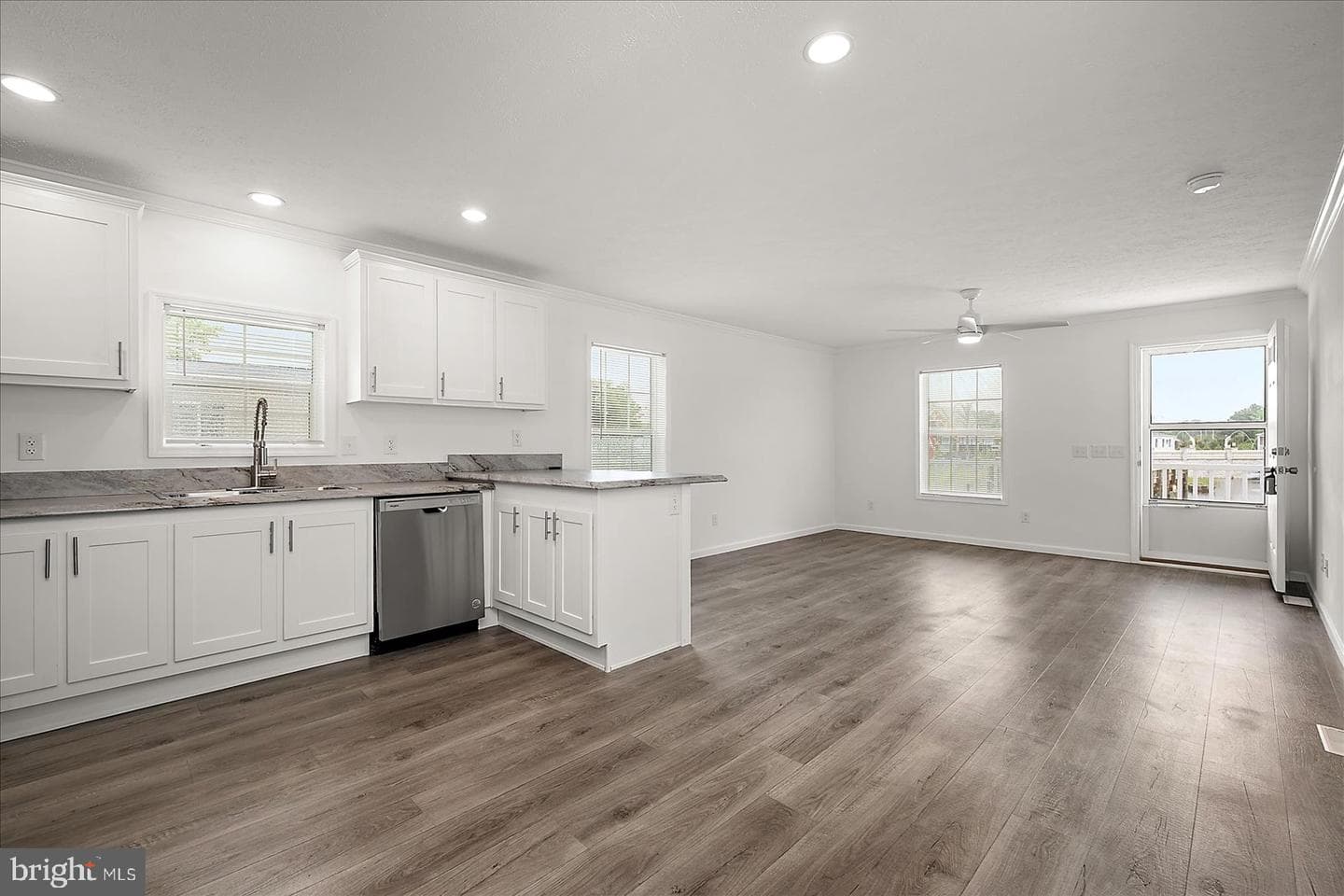 9814 Salt Life Lane photo 14