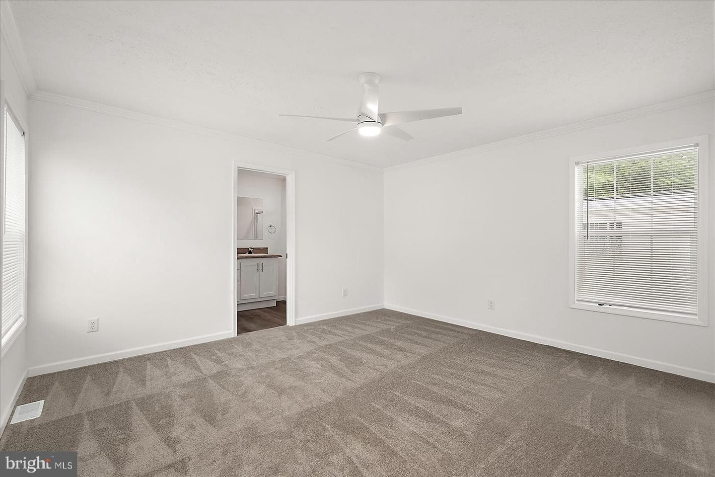 9814 Salt Life Lane photo 15