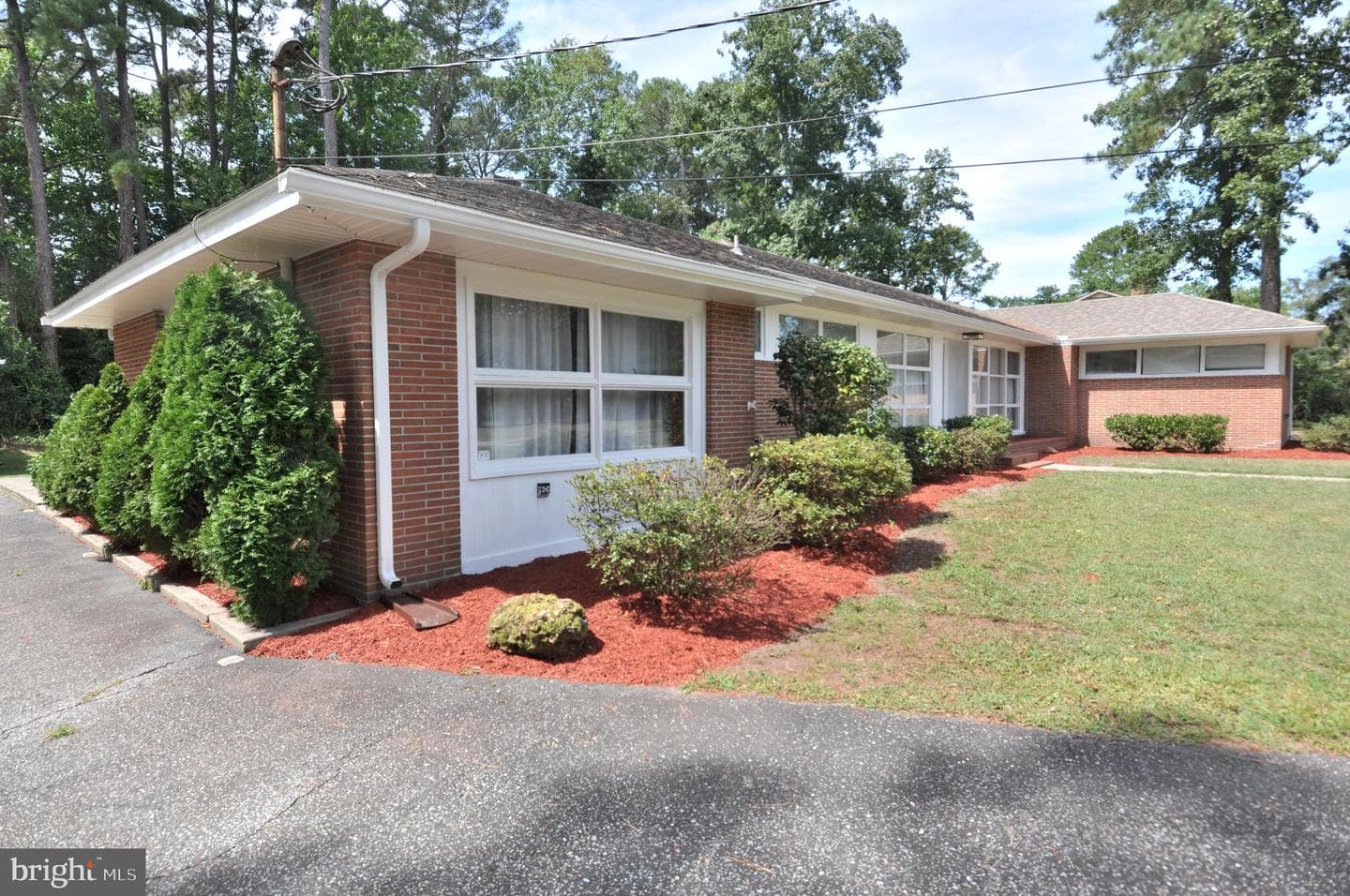 18 Greenway Avenue photo 2