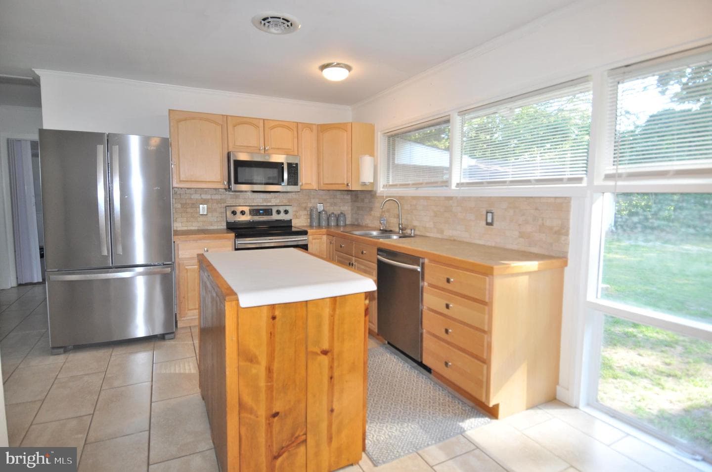 18 Greenway Avenue photo 21