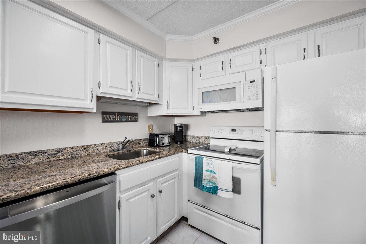 10002 Coastal Highway #105 photo 14
