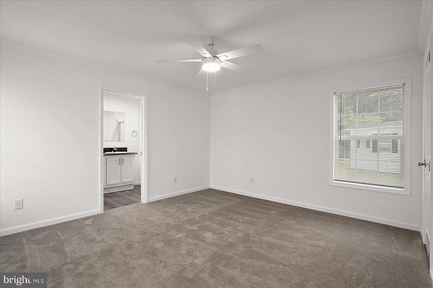 9824 Salt Life Lane photo 16
