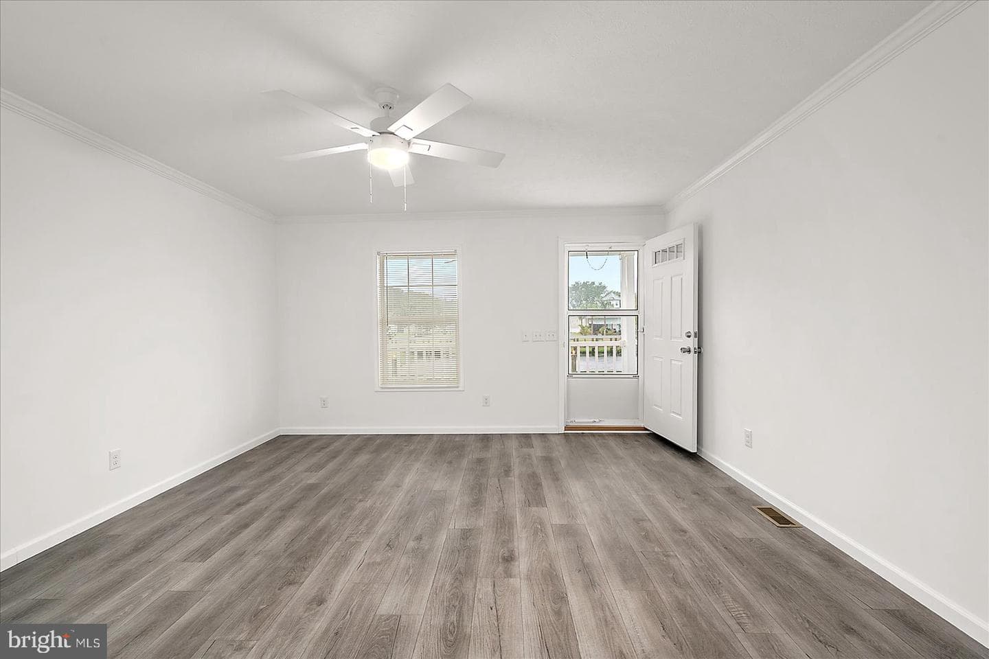 9824 Salt Life Lane photo 3
