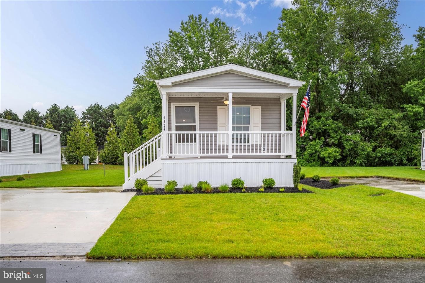 9824 Salt Life Lane photo 33