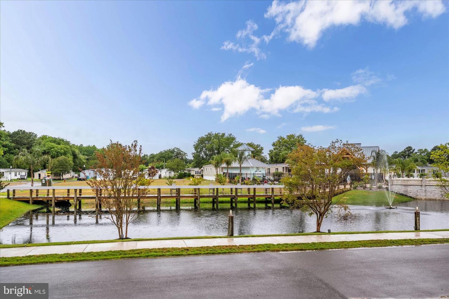 9824 Salt Life Lane photo 36