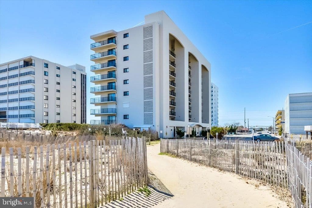 1 133rd Street #806b photo 7