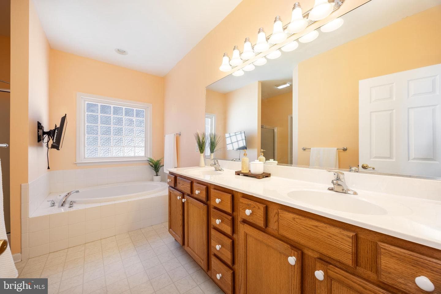 2606 Cambrook Drive photo 43