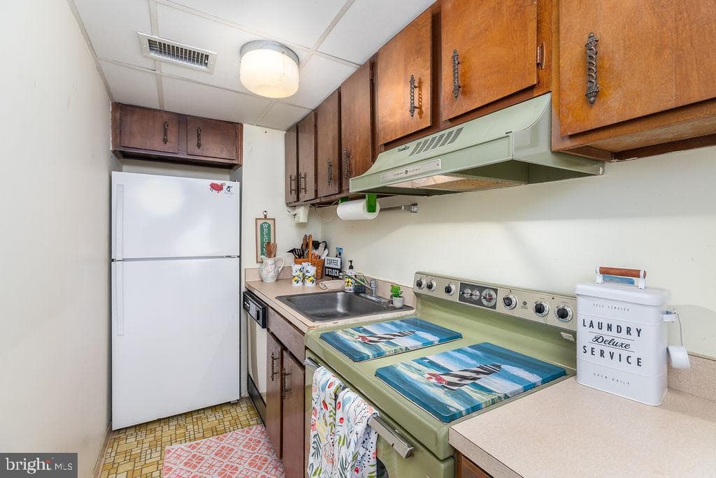 13400 Coastal Highway #s406 photo 9