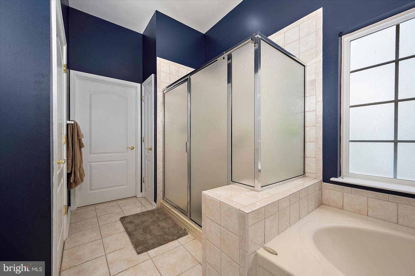20 Chatham Court photo 42