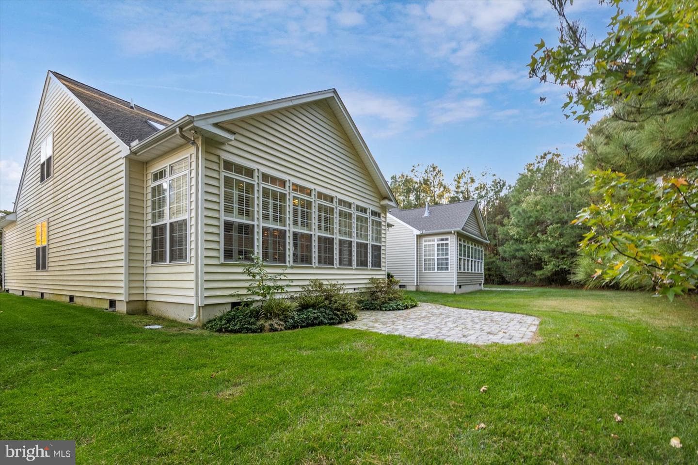 20 Chatham Court photo 57