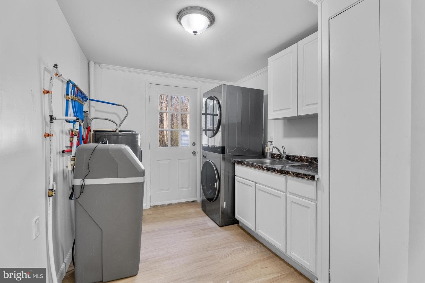 10231 Henry Road photo 51