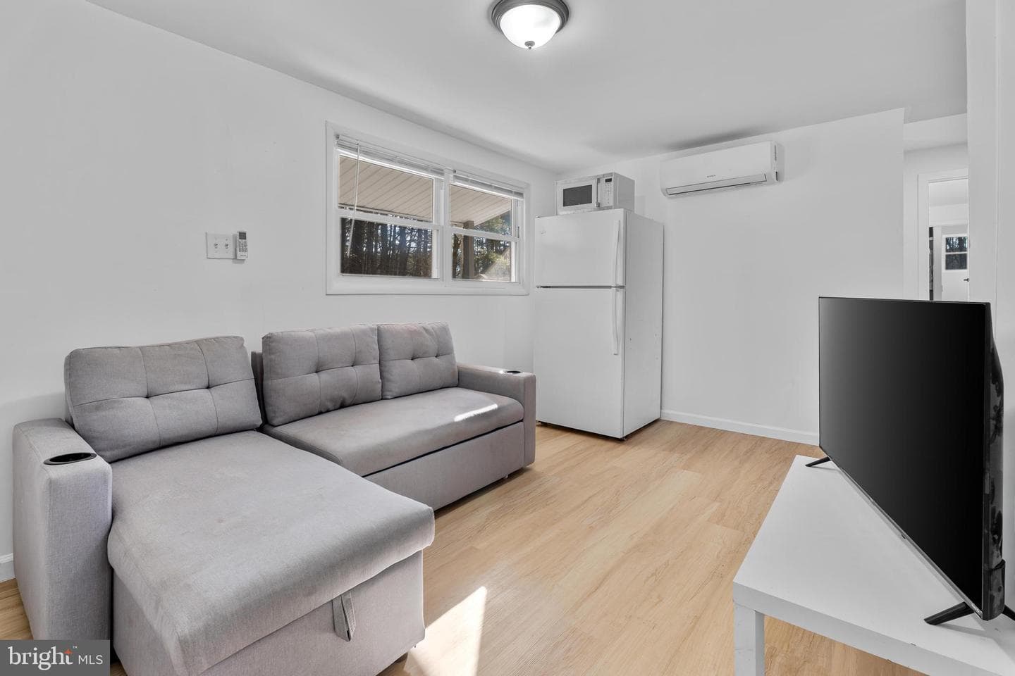 10231 Henry Road photo 53