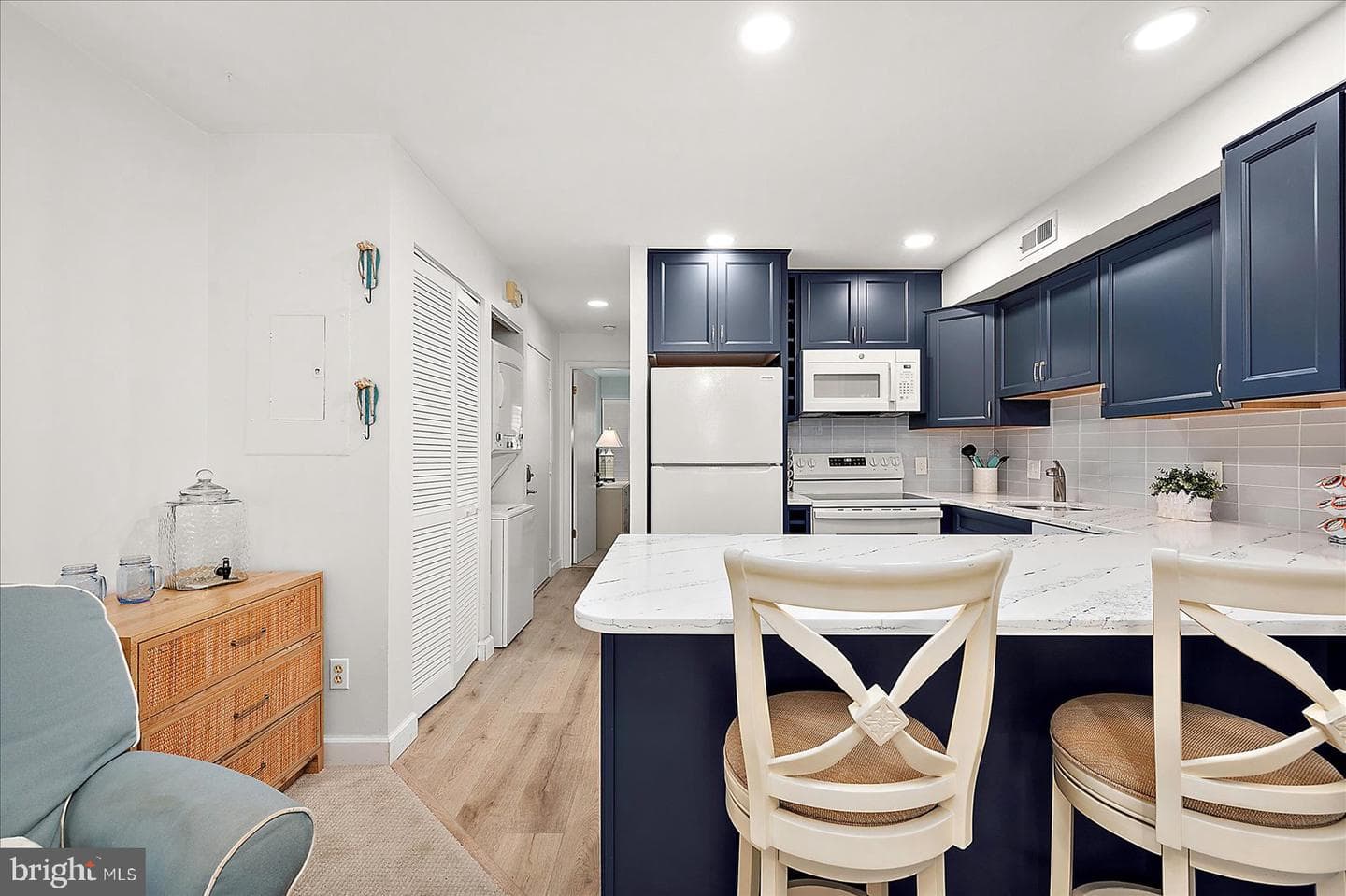 104 56th St # 206 photo 14
