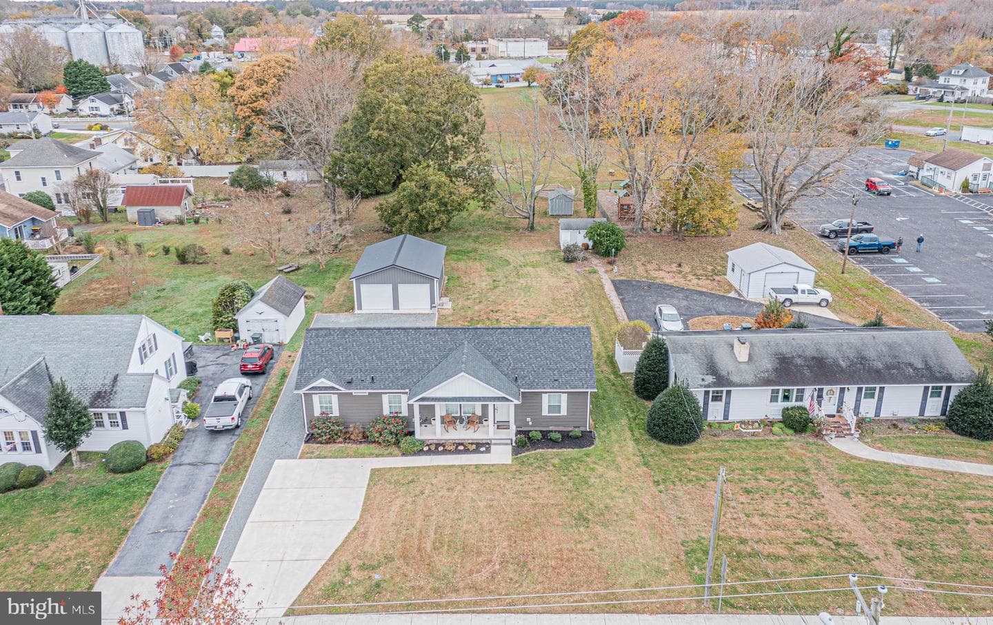605 Williams Street photo 2