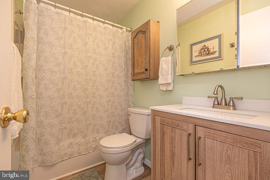 148 Jamestown Road photo 11