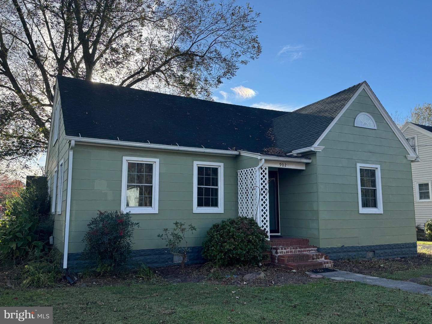902 Cedar Street photo 2