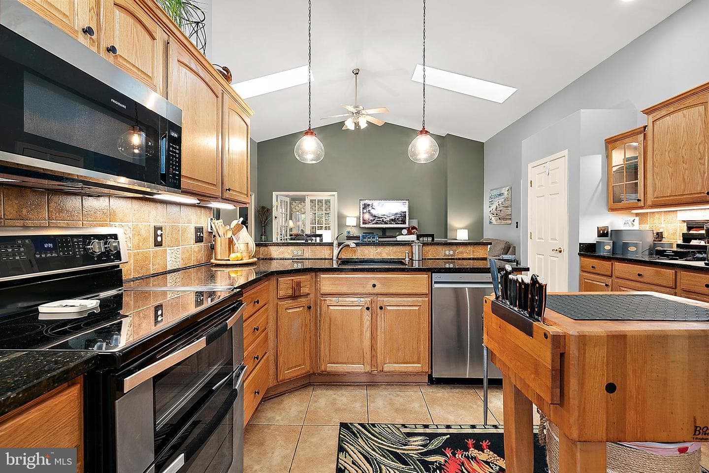 349 Ocean Parkway photo 17