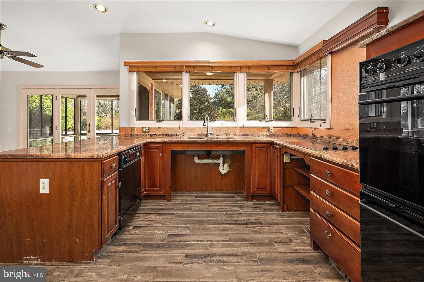 8814 Hunting Hound Road photo 23