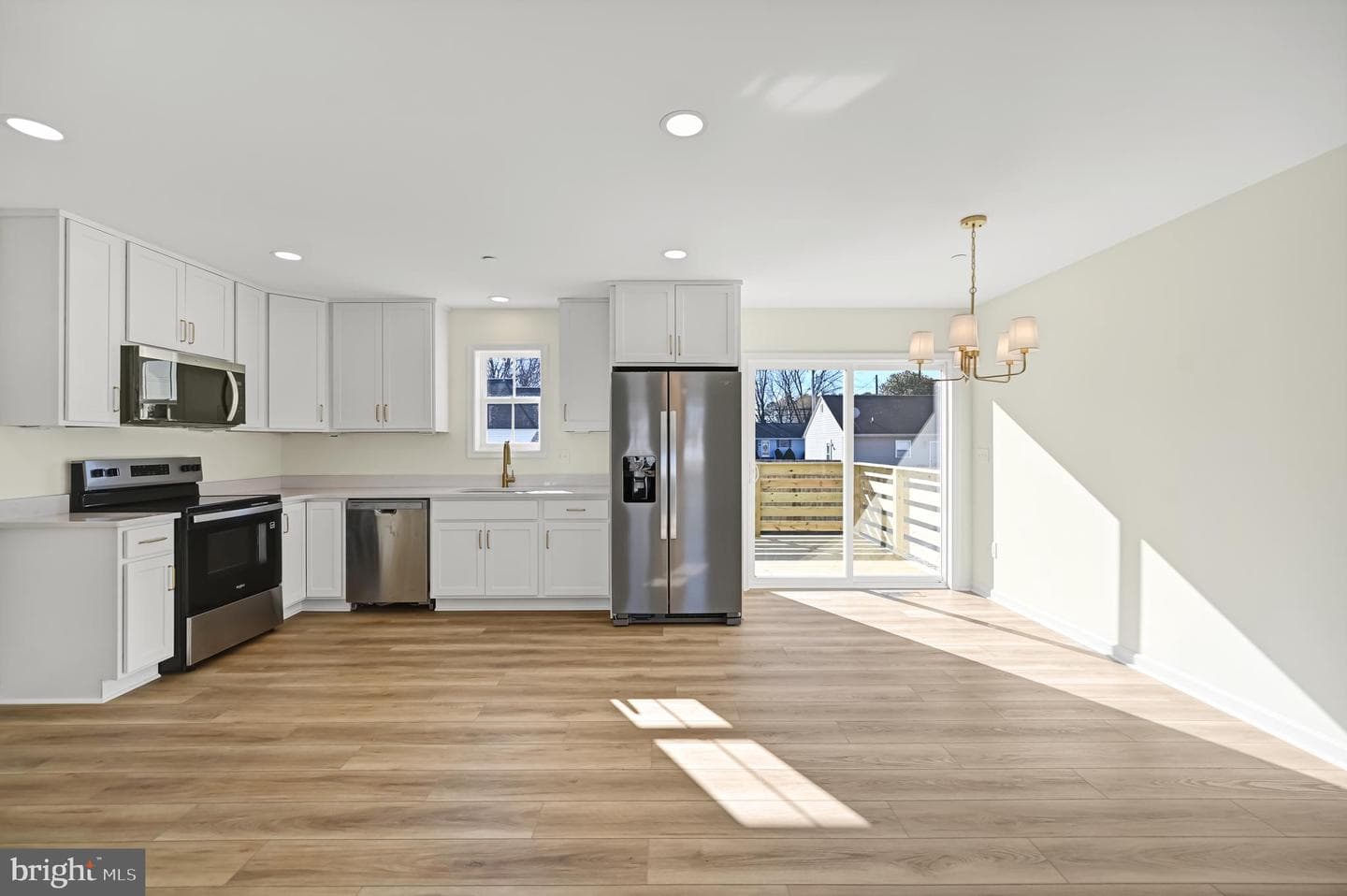 1406 Cedar Run photo 3