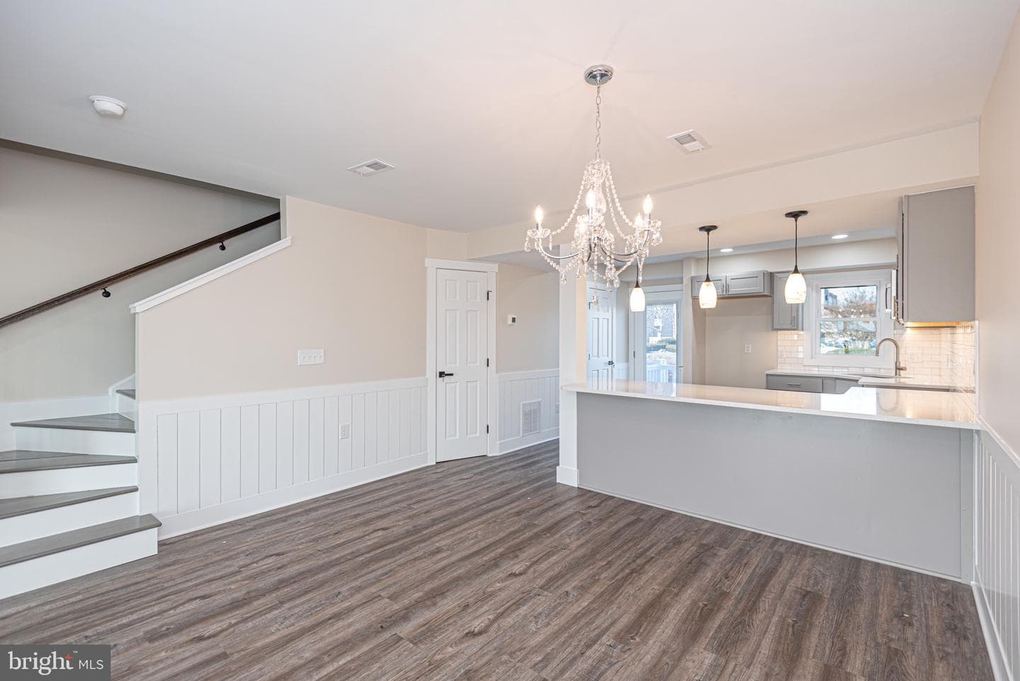 163 Jamestown Road photo 19