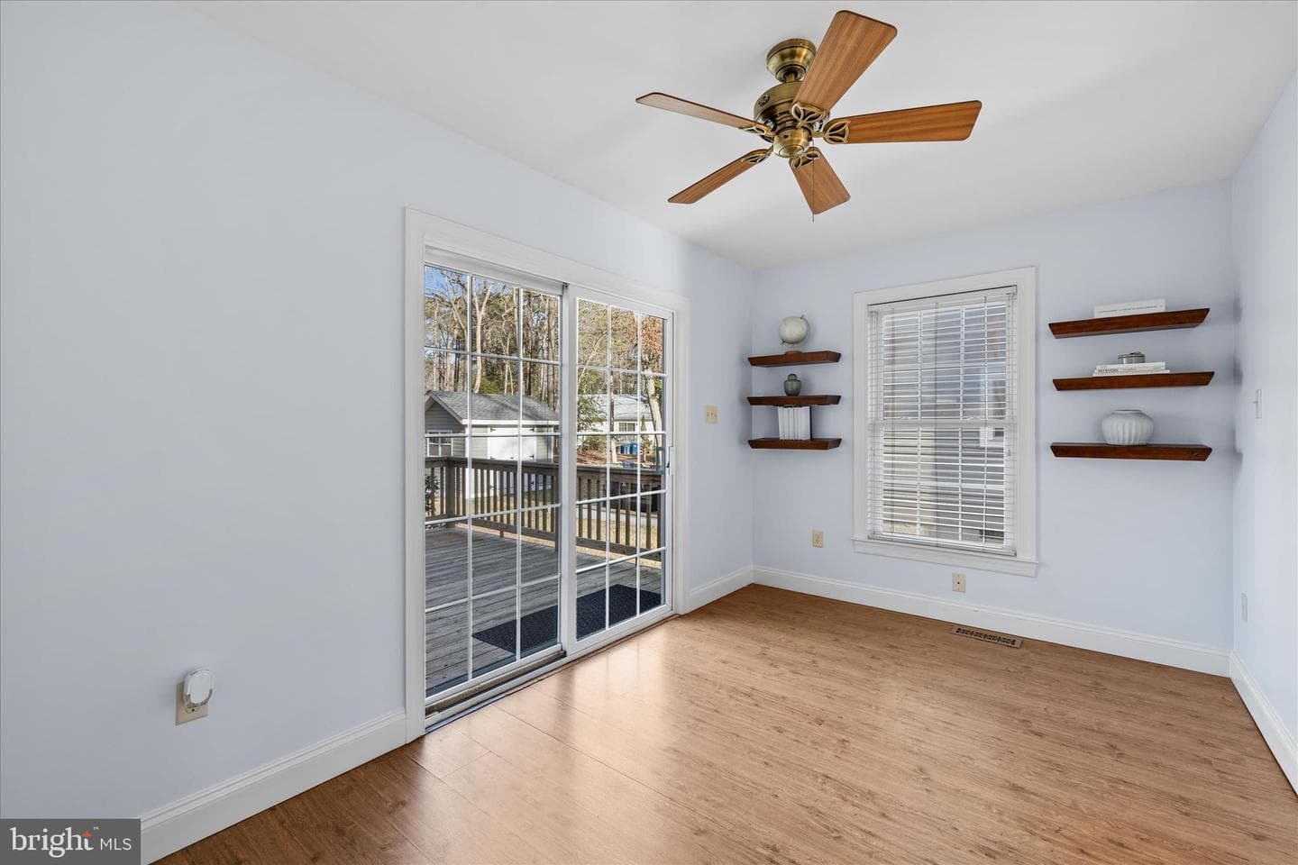 8 Edgewood Drive photo 12
