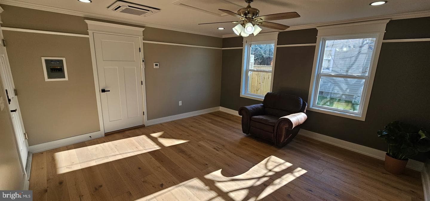 109 Powell Street photo 51