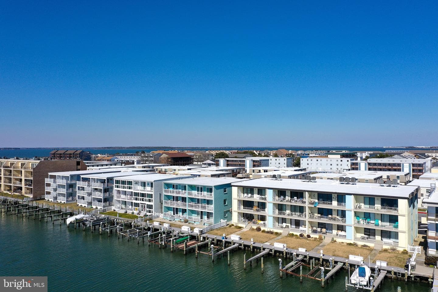 419 Bayshore Drive #202 photo 3