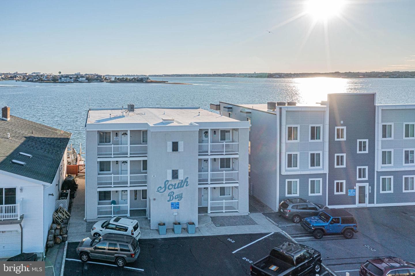 411 Bayshore Drive #101 photo 1