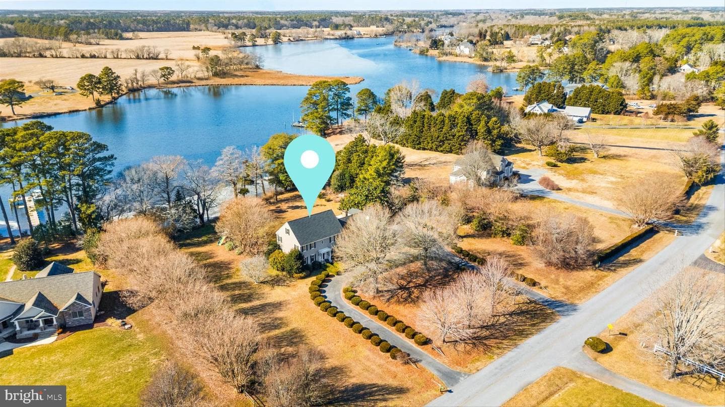 8623 Saddle Creek Drive photo 3